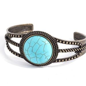 Sandstone Sojourn - Brass Bracelet